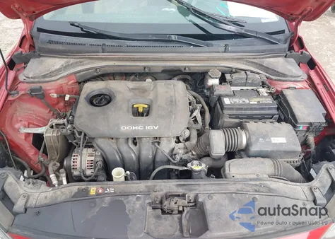 2017 Hyundai Elantra Se из США, поврежденный, VIN 5NPD84LF5HH176204